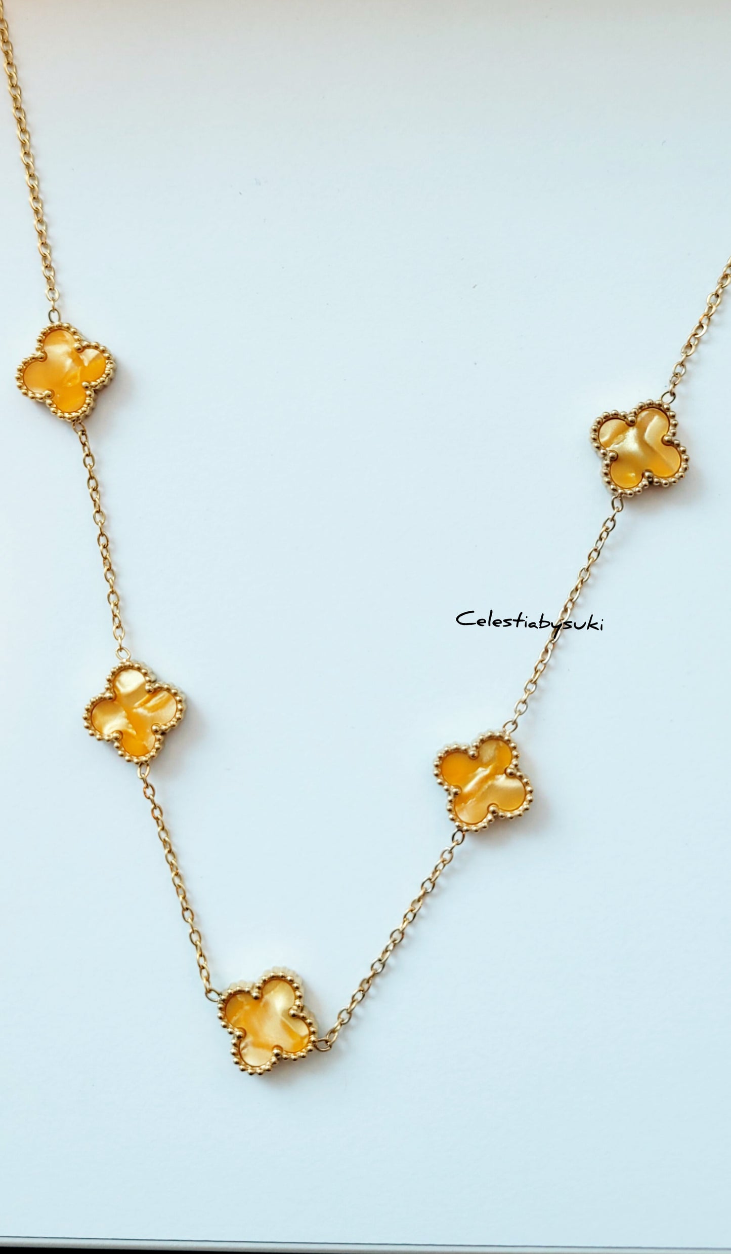 Golden Clover Necklace 🌸✨