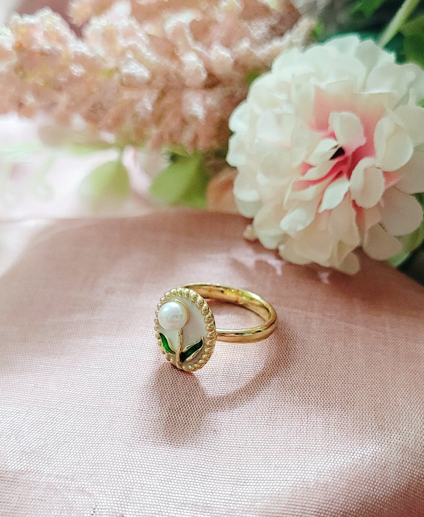 Lumia Ring