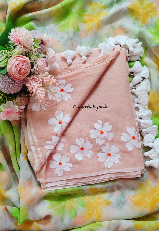 Shweta Kamal Saree