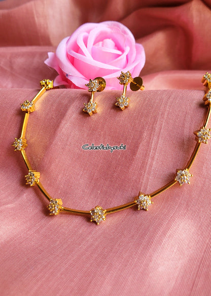 ✨ Flora Spark Necklace Set