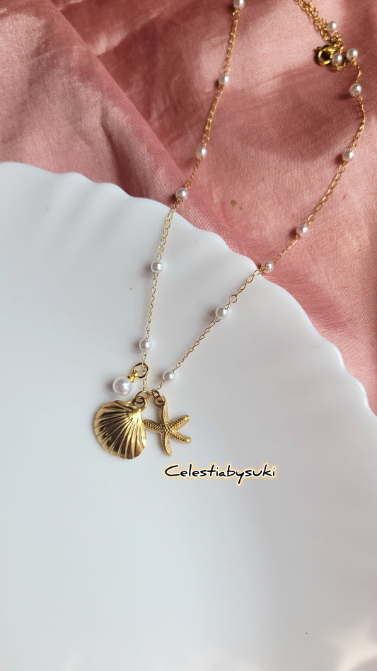 ✨Seashell Charm Necklace✨